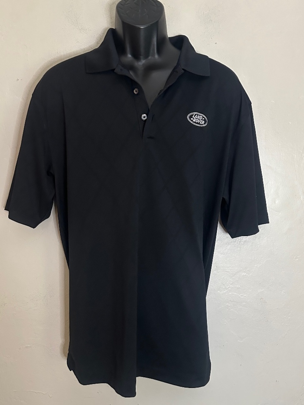 Land Rover Embroidered Polo 23" armpit to armpit Gently worn Poly blend No size